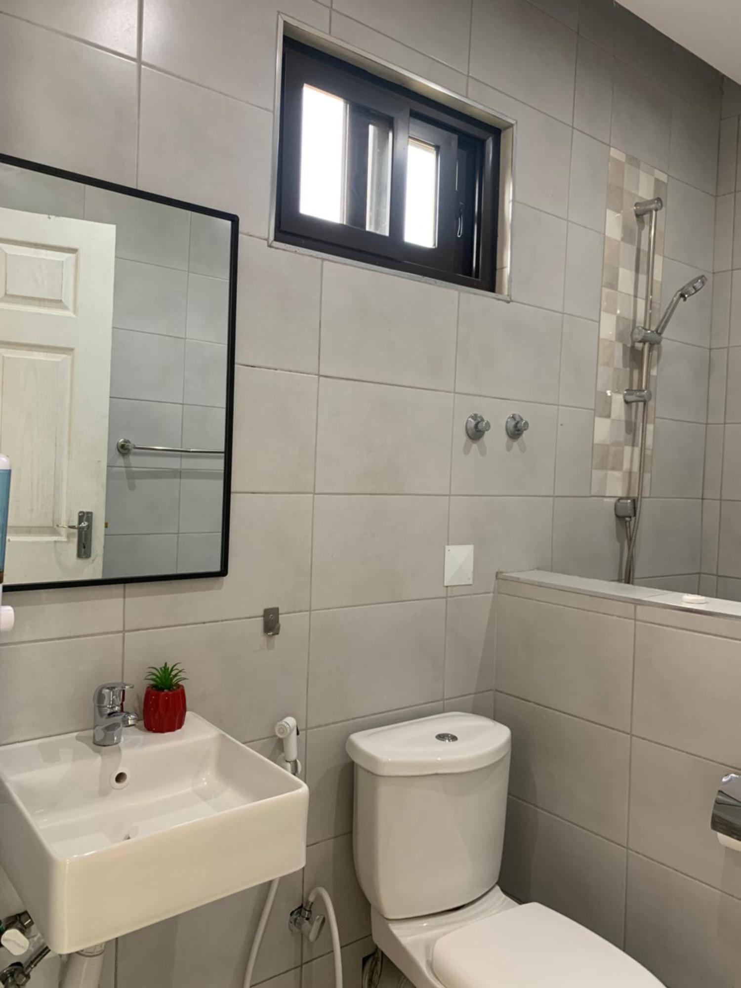 40 40 Accommodation Matola 外观 照片
